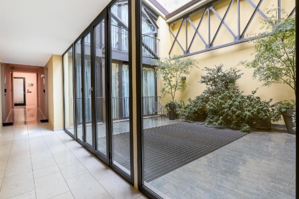 Adriano Residence image 12