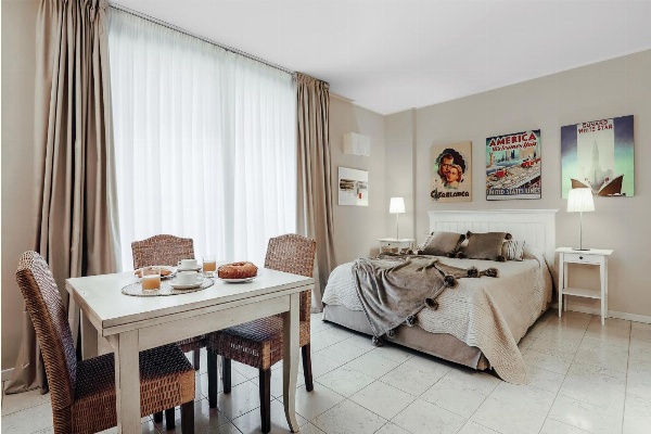 Adriano Residence image 2