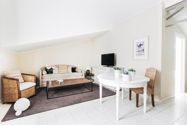 Adriano Residence image 22